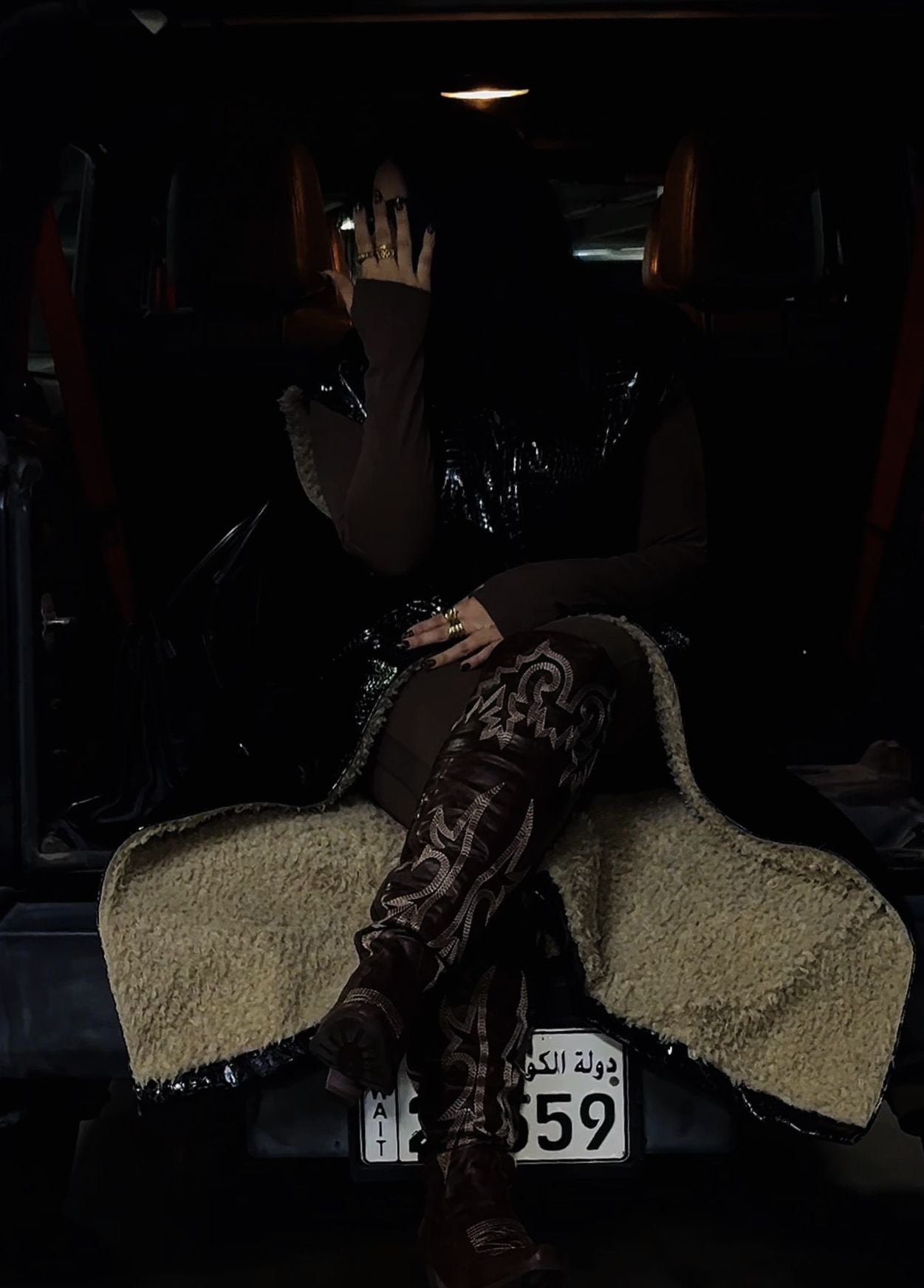 Revé Dual-Tone Vest Teddy & Leather Edition